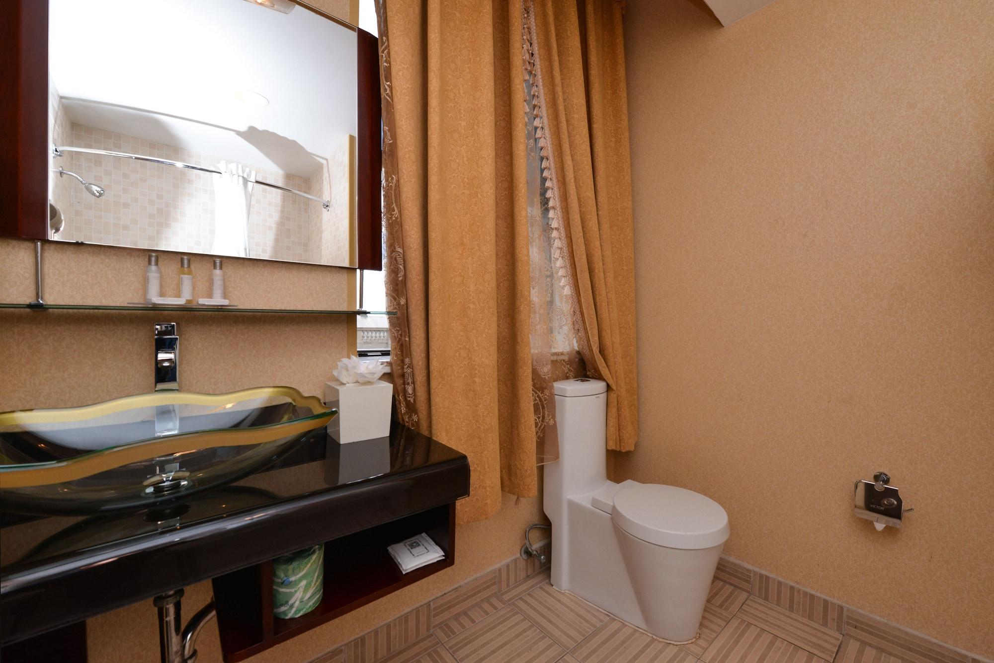 Baltimore Plaza Hotel Екстериор снимка