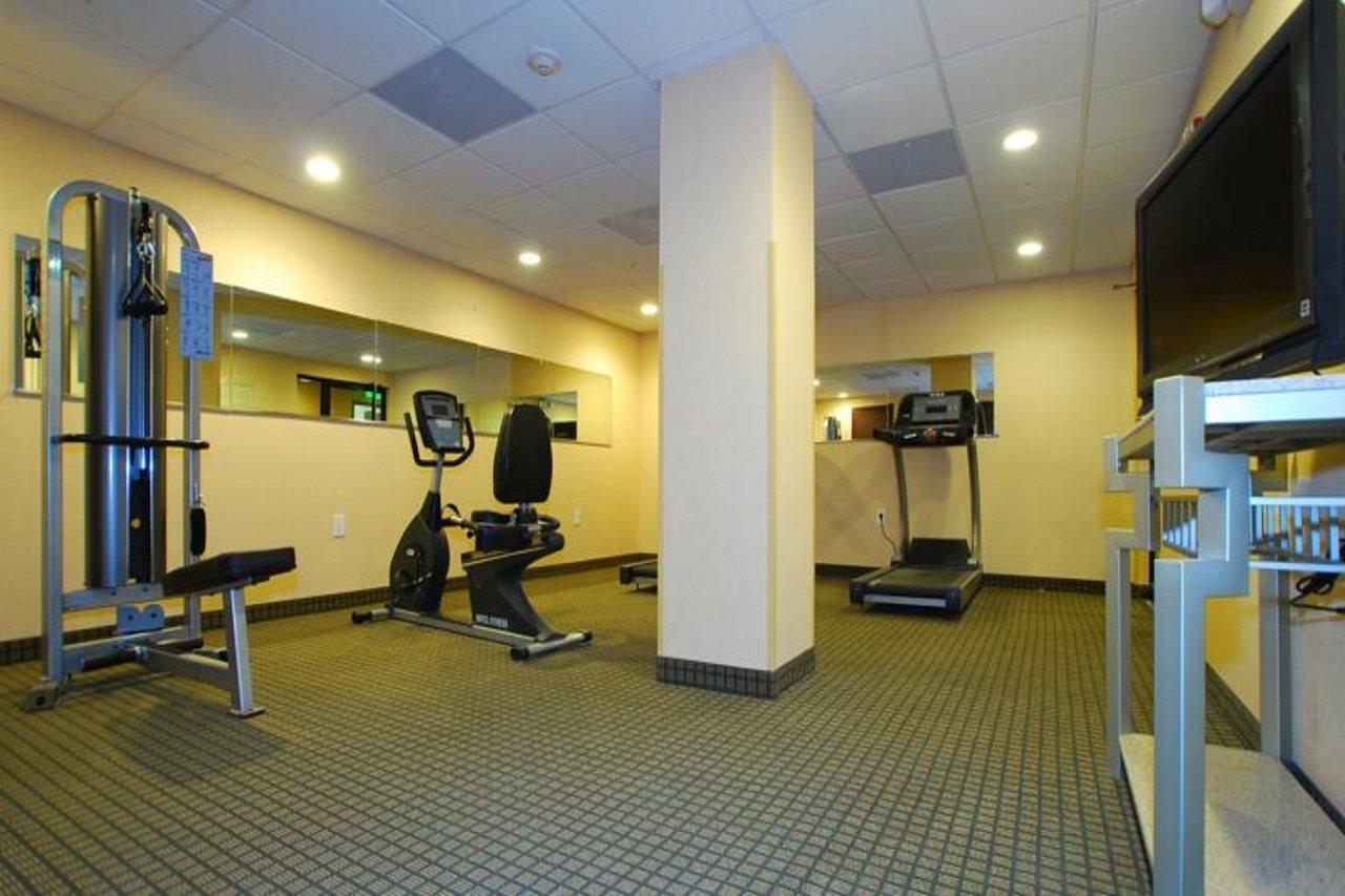 Baltimore Plaza Hotel Екстериор снимка