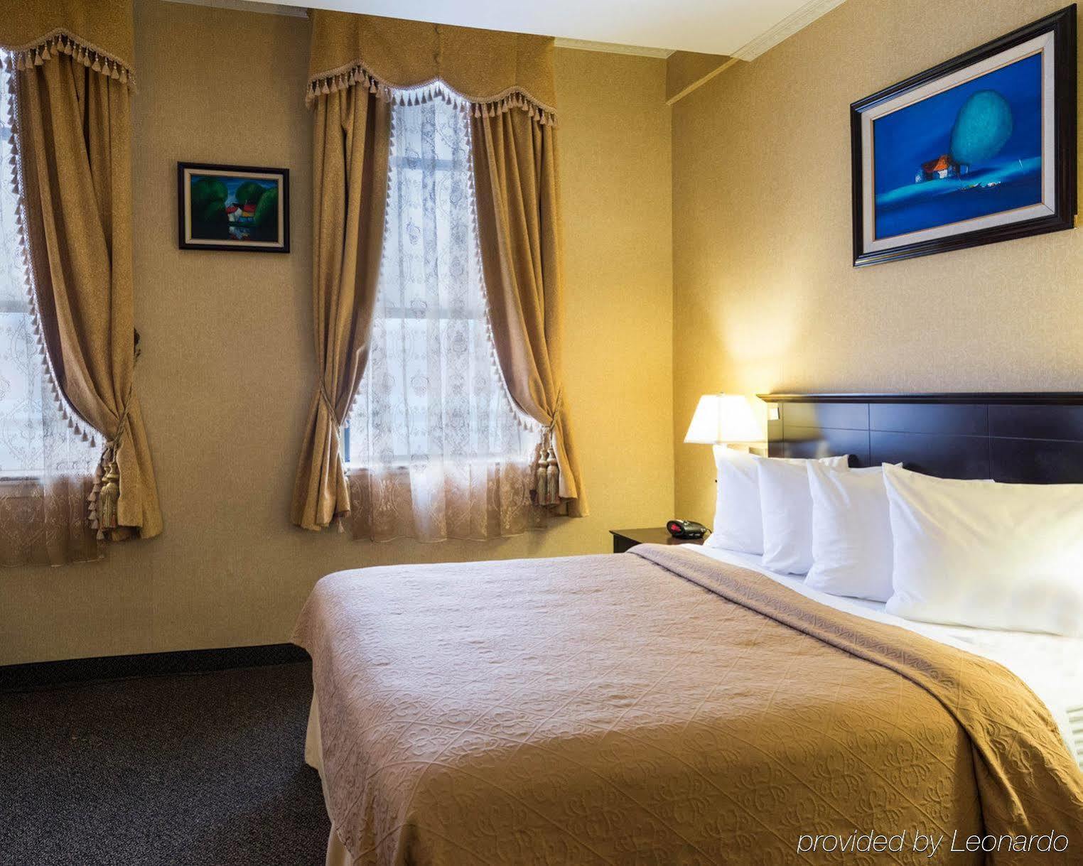Baltimore Plaza Hotel Екстериор снимка